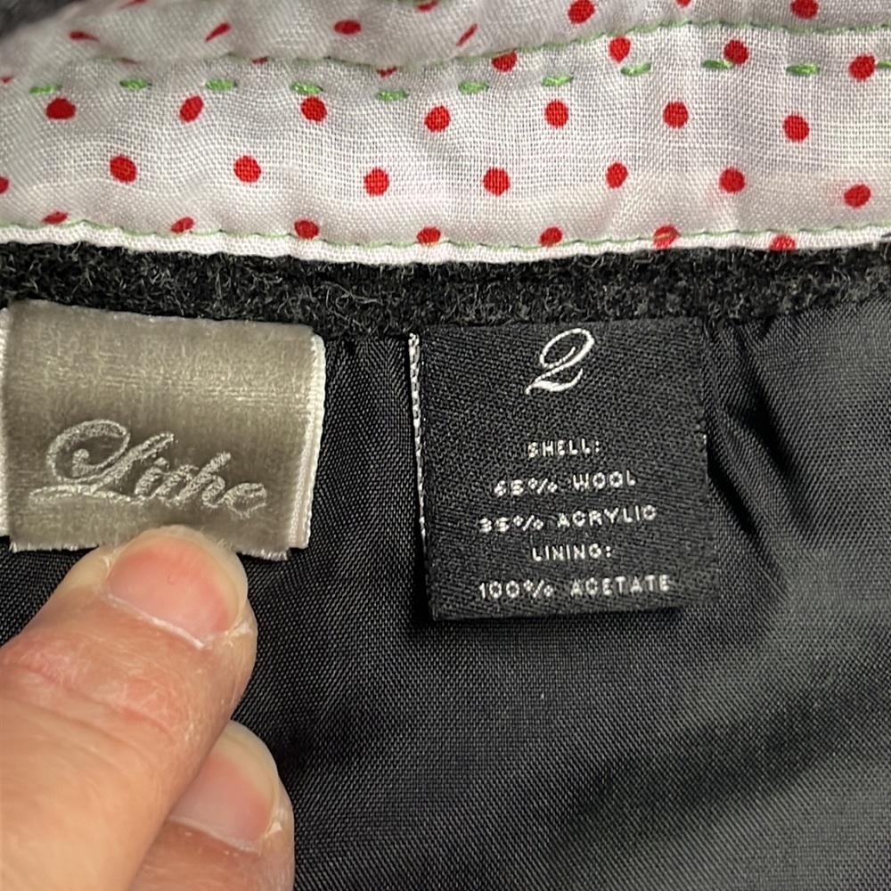 LITHE Coquette Girl Artsy Wool Charcoal Mini Skirt Circle & Floral Embroidery 2 - Picture 5 of 16